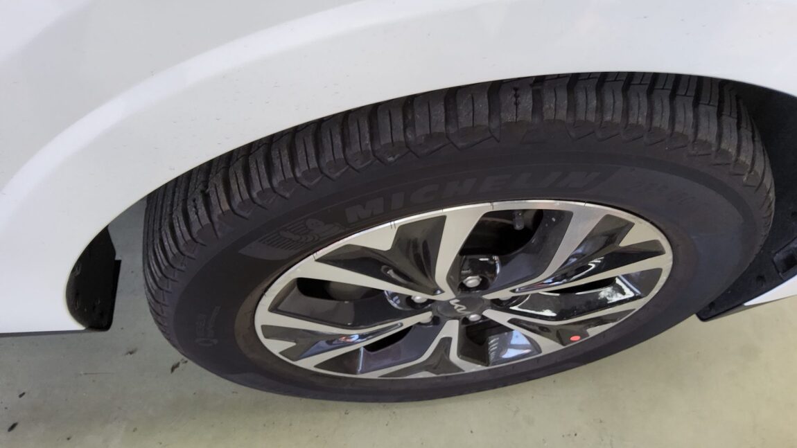 KIA NEW CARNIVAL (KA4) 9-SEATER DIESEL PRESTIGE 2023 - zdjęcie 24