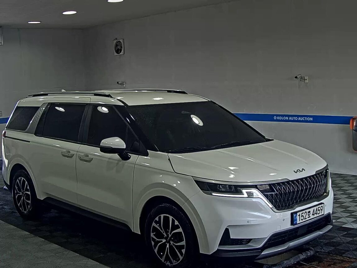 KIA NEW CARNIVAL (KA4) 9-SEATER DIESEL PRESTIGE 2023 - zdjęcie 3