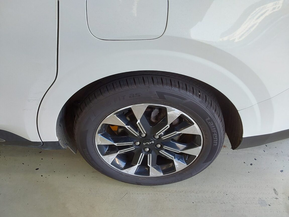 KIA NEW CARNIVAL (KA4) 9-SEATER DIESEL SIGNATURE 2023 - zdjęcie 20