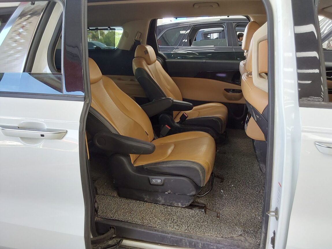 KIA NEW CARNIVAL (KA4) 9-SEATER DIESEL SIGNATURE 2023 - zdjęcie 12