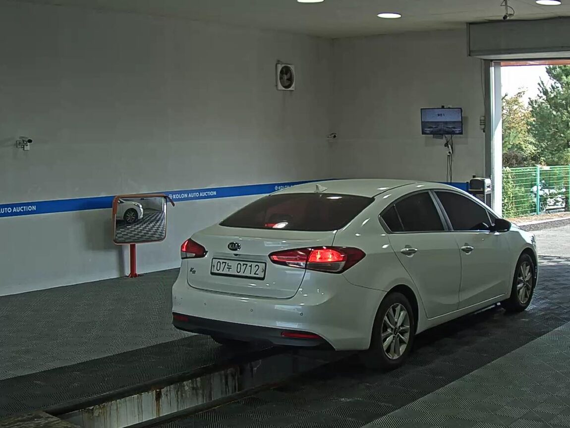 KIA THE NEW K3 1.6 GDI TRENDY 2016 - zdjęcie 5