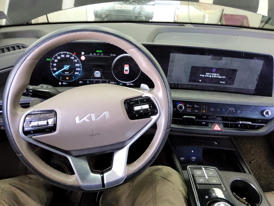 KIA K8 HYBRID HEV NOBLESSE 2022 - zdjęcie 17
