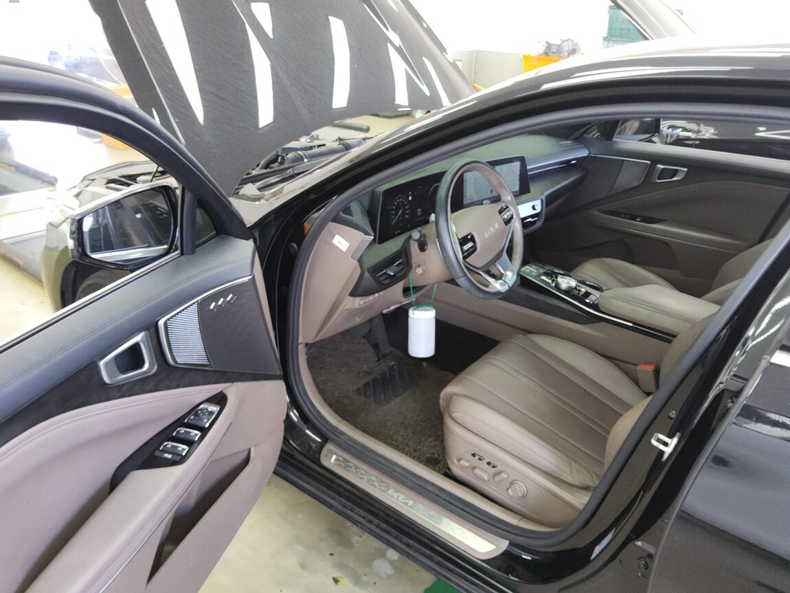 KIA K8 HYBRID HEV NOBLESSE 2022 - zdjęcie 10