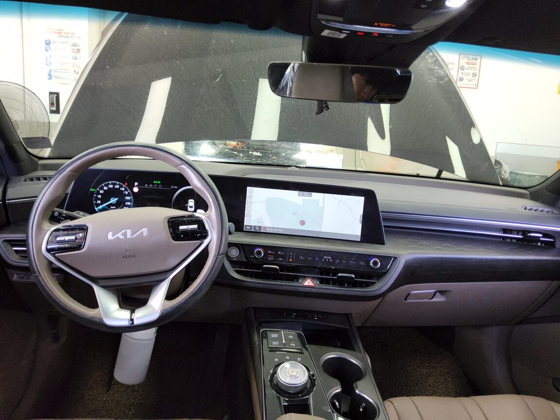 KIA K8 HYBRID HEV NOBLESSE 2022 - zdjęcie 11