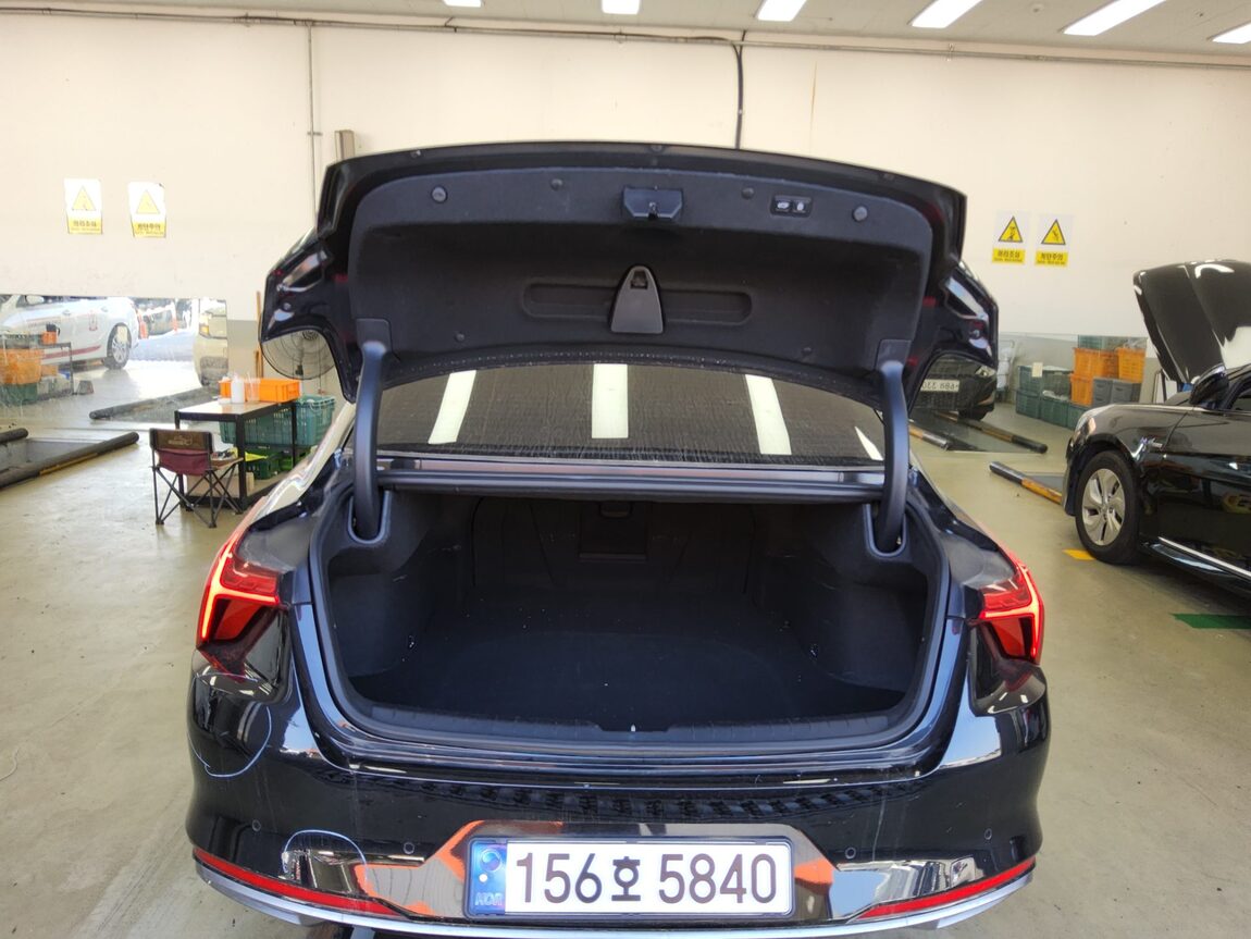 KIA K8 HYBRID HEV NOBLESSE 2022 - zdjęcie 15