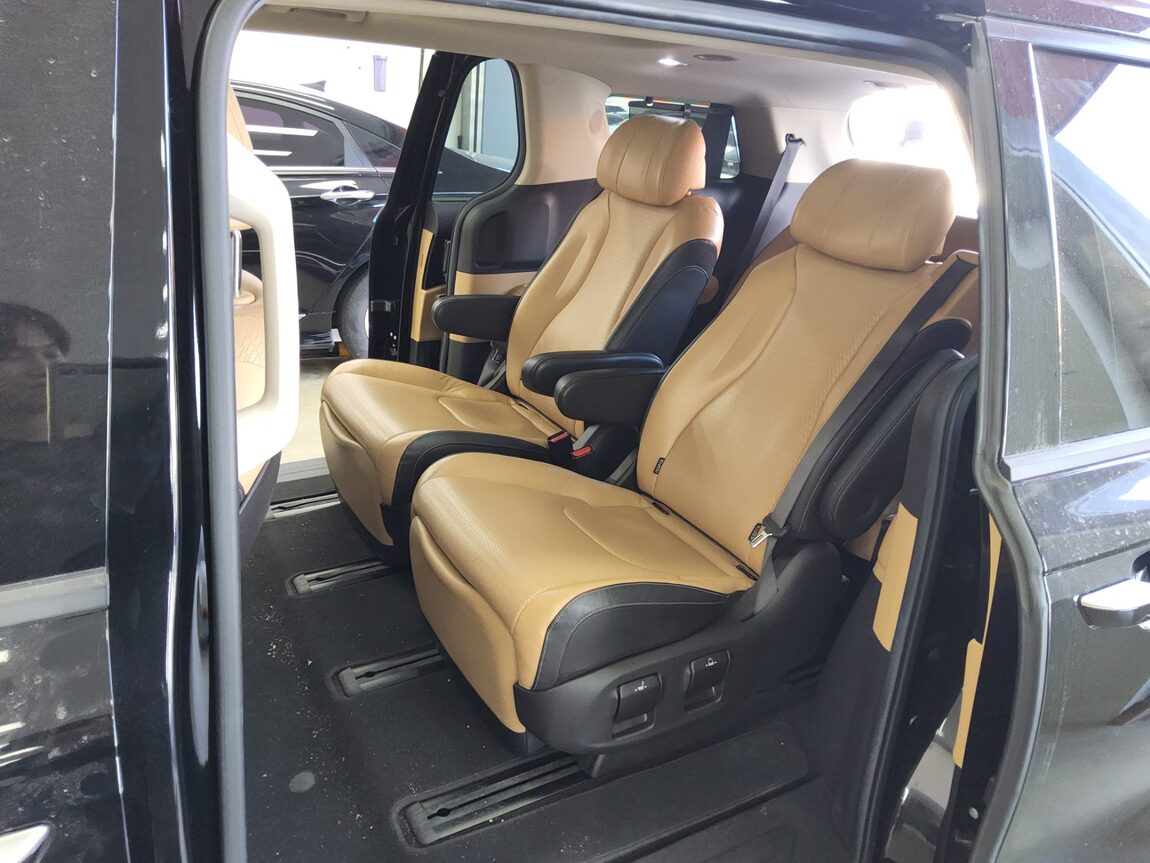KIA NEW CARNIVAL (KA4) 7-SEATER DIESEL SIGNATURE 2021 - zdjęcie 12