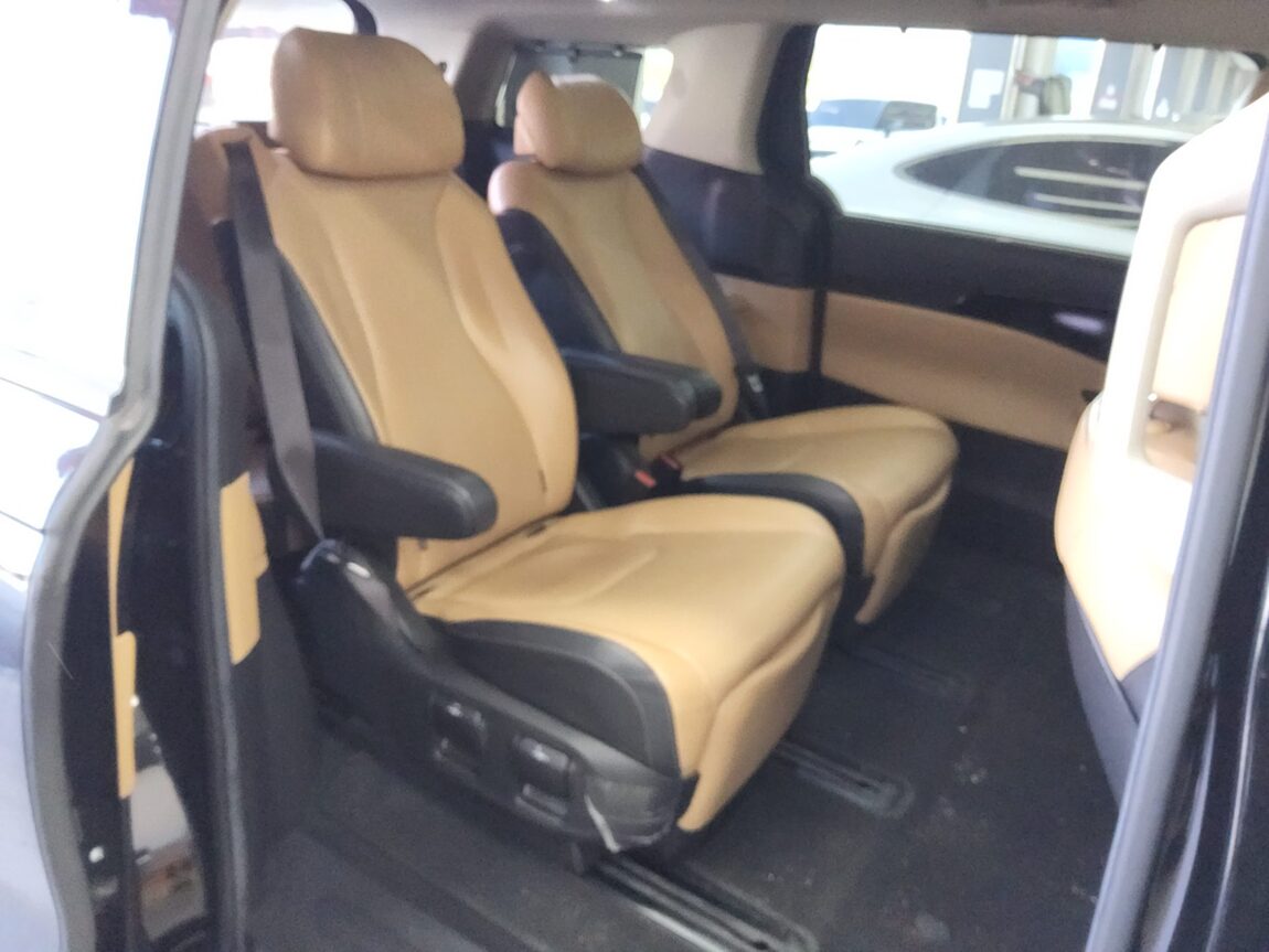 KIA NEW CARNIVAL (KA4) 7-SEATER DIESEL SIGNATURE 2021 - zdjęcie 13