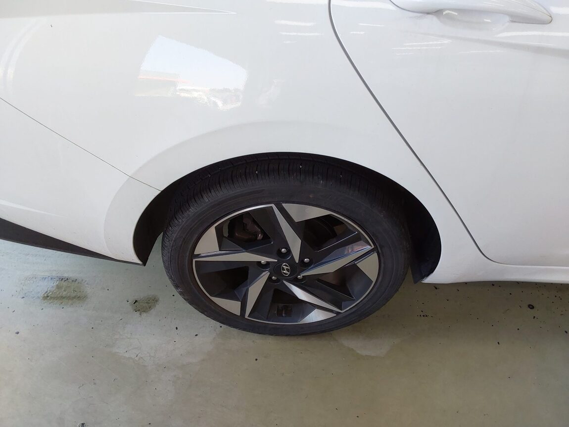 HYUNDAI AVANTE (CN7) 1.6 GASOLINE INSPIRATION 2023 - zdjęcie 23