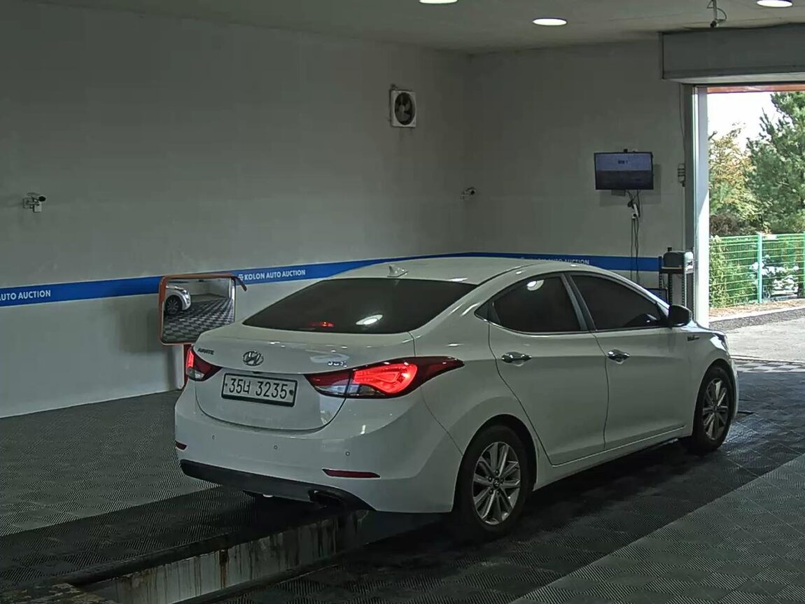 HYUNDAI THE NEW AVANTE MD 1.6 VGT MODERN 2015 - zdjęcie 5