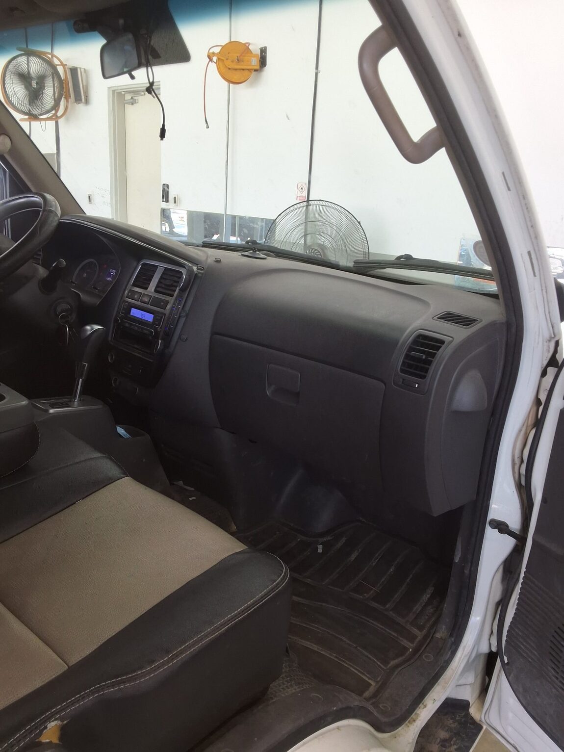 HYUNDAI PORTER II BUILT-IN BOX TRUCK DOUBLE CAB 2018 - zdjęcie 14