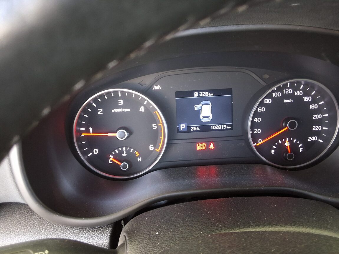 KIA SPORTAGE THE BOLD R2.0 DIESEL 2WD TRENDY 2020 - zdjęcie 9