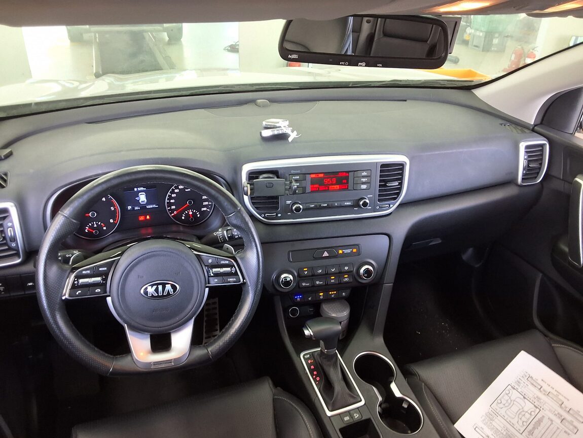KIA SPORTAGE THE BOLD R2.0 DIESEL 2WD TRENDY 2020 - zdjęcie 11