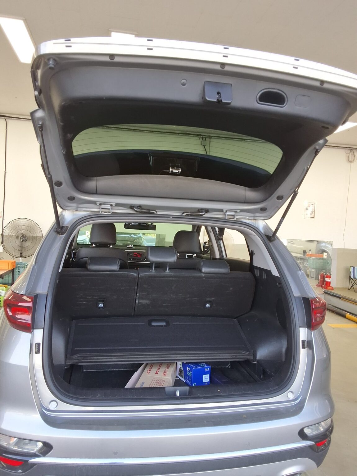 KIA SPORTAGE THE BOLD R2.0 DIESEL 2WD TRENDY 2020 - zdjęcie 15