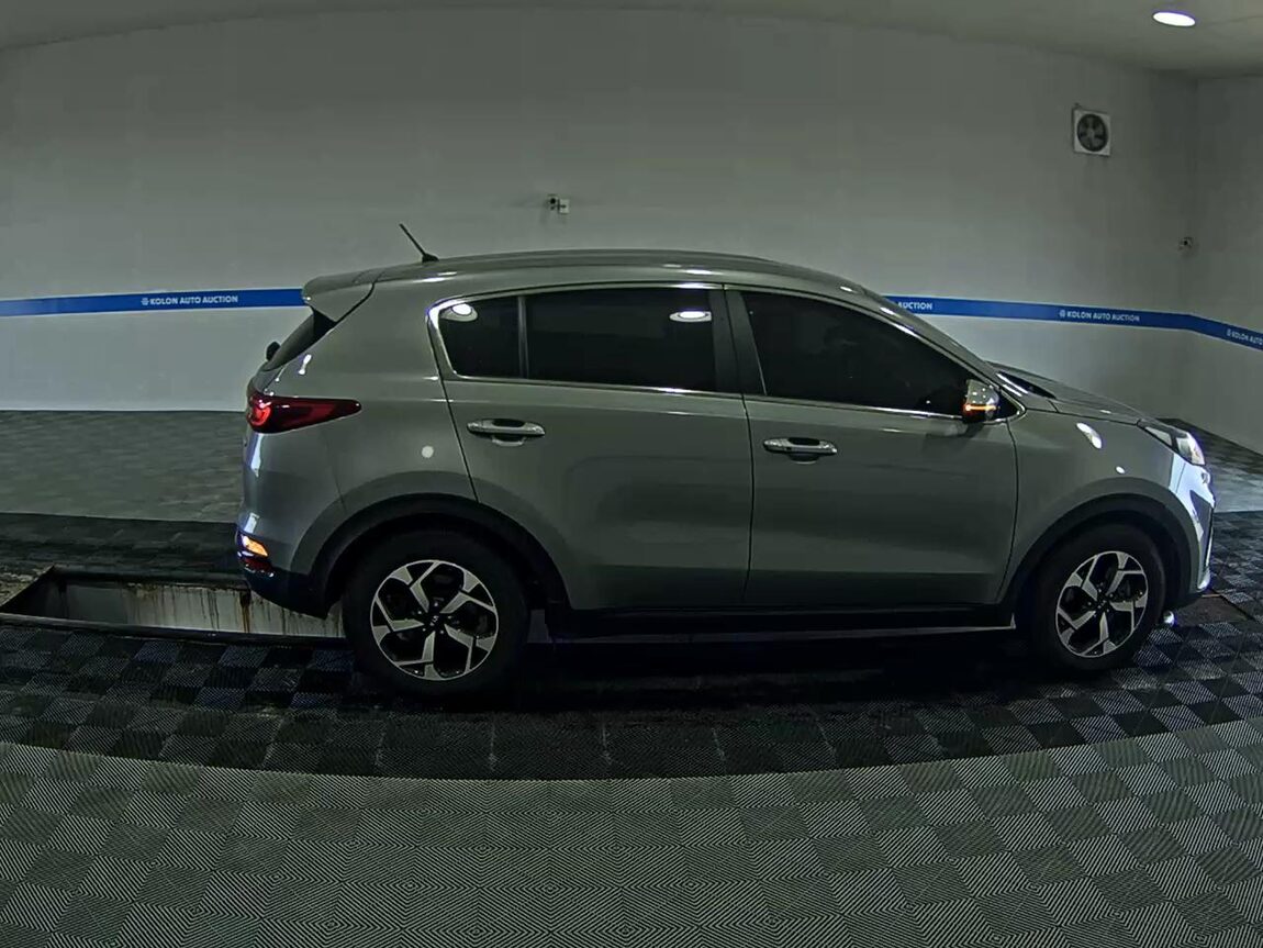 KIA SPORTAGE THE BOLD R2.0 DIESEL 2WD TRENDY 2020 - zdjęcie 4