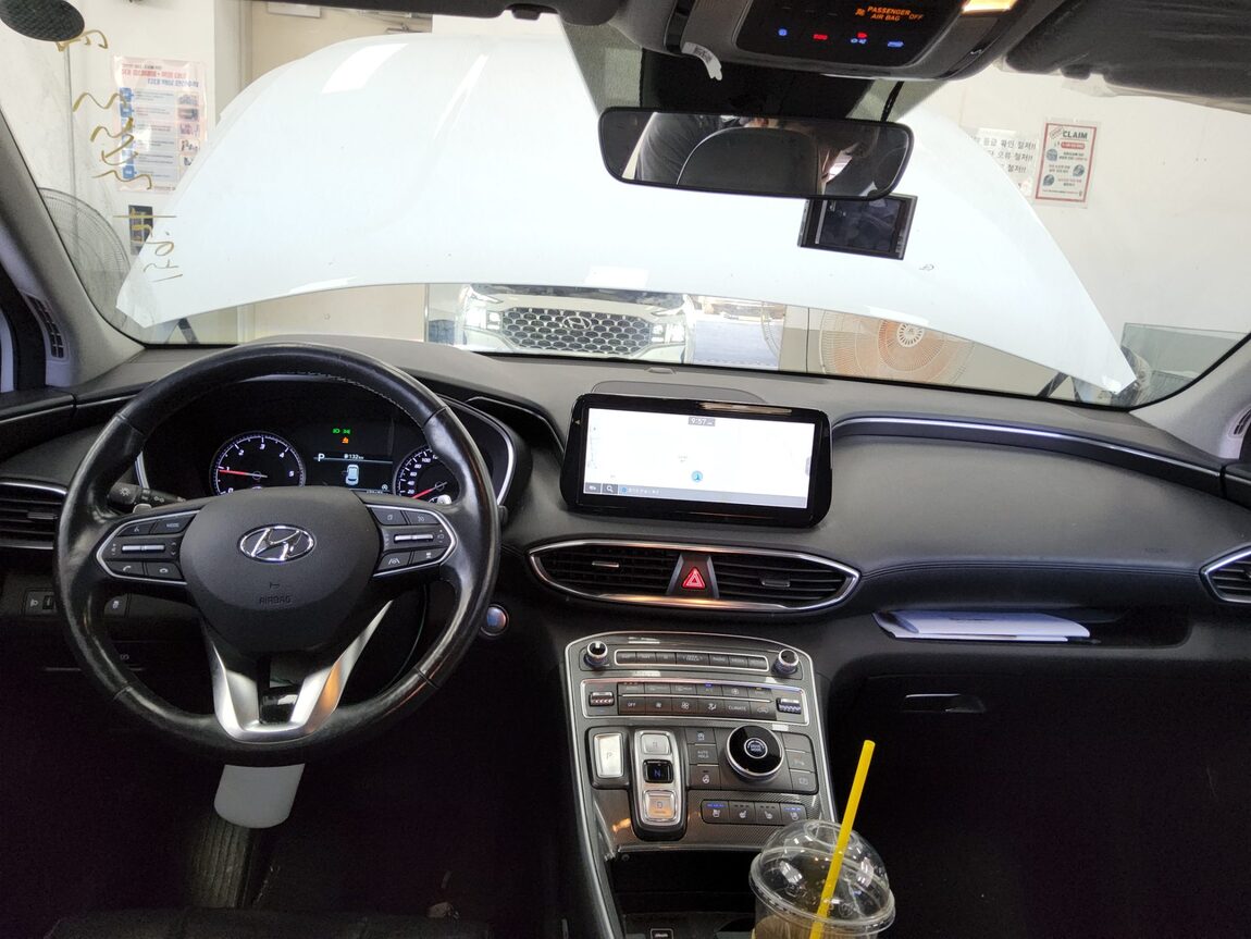 HYUNDAI THE NEW SANTA FE DIESEL 2.2 2WD PRESTIGE 2021 - zdjęcie 11