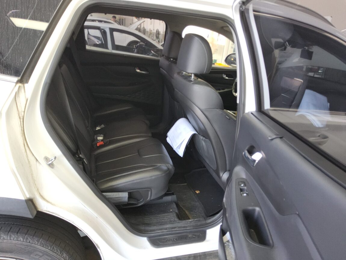 HYUNDAI THE NEW SANTA FE DIESEL 2.2 2WD PRESTIGE 2021 - zdjęcie 13