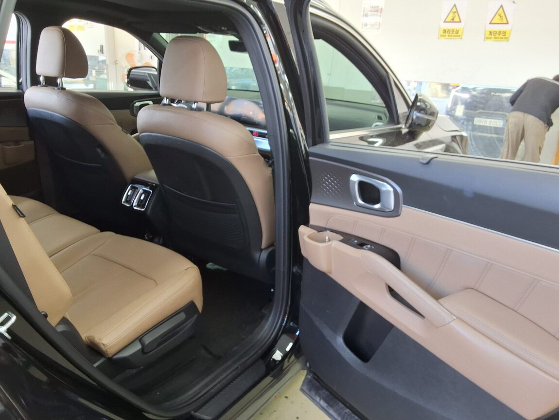 KIA THE NEW SORENTO HYBRID (MQ4) 1.6 HEV 2WD NOBLESSE 2024 - zdjęcie 13