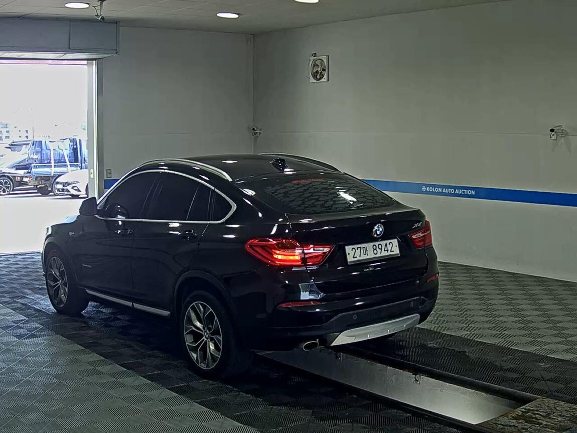 BMW X4 20d xDRIVE X LINE 2016 - zdjęcie 6