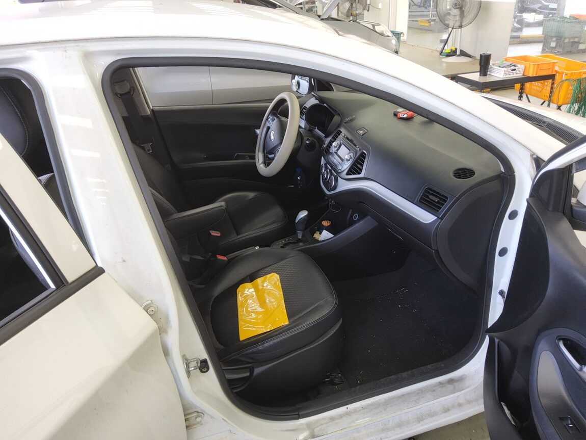 KIA ALL NEW MORNING GASOLINE LUXURY 2013 - zdjęcie 14