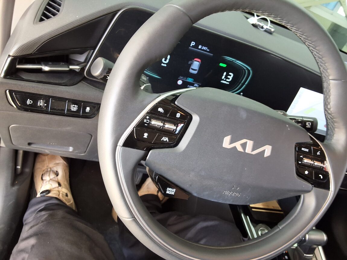KIA THE ALL NEW NIRO 1.6 HEV TRENDY 2024 - zdjęcie 23