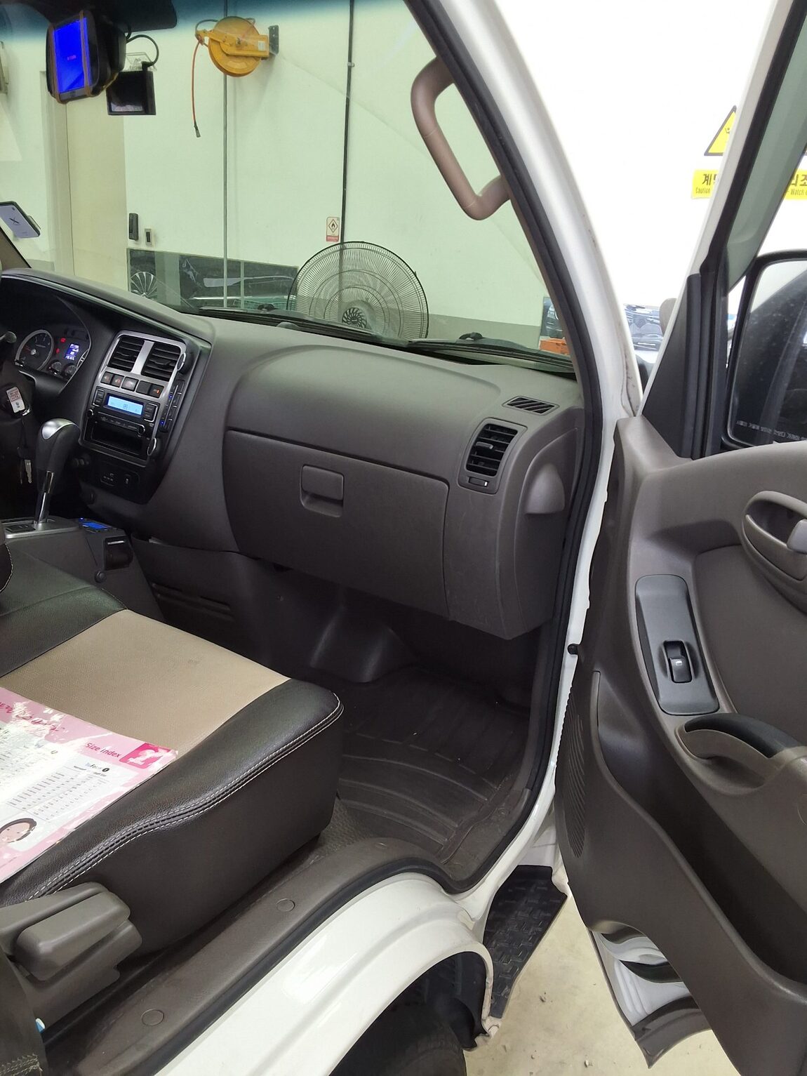 HYUNDAI PORTER II REFRIGERATED BOX TRUCK SUPER CAB 2018 - zdjęcie 12