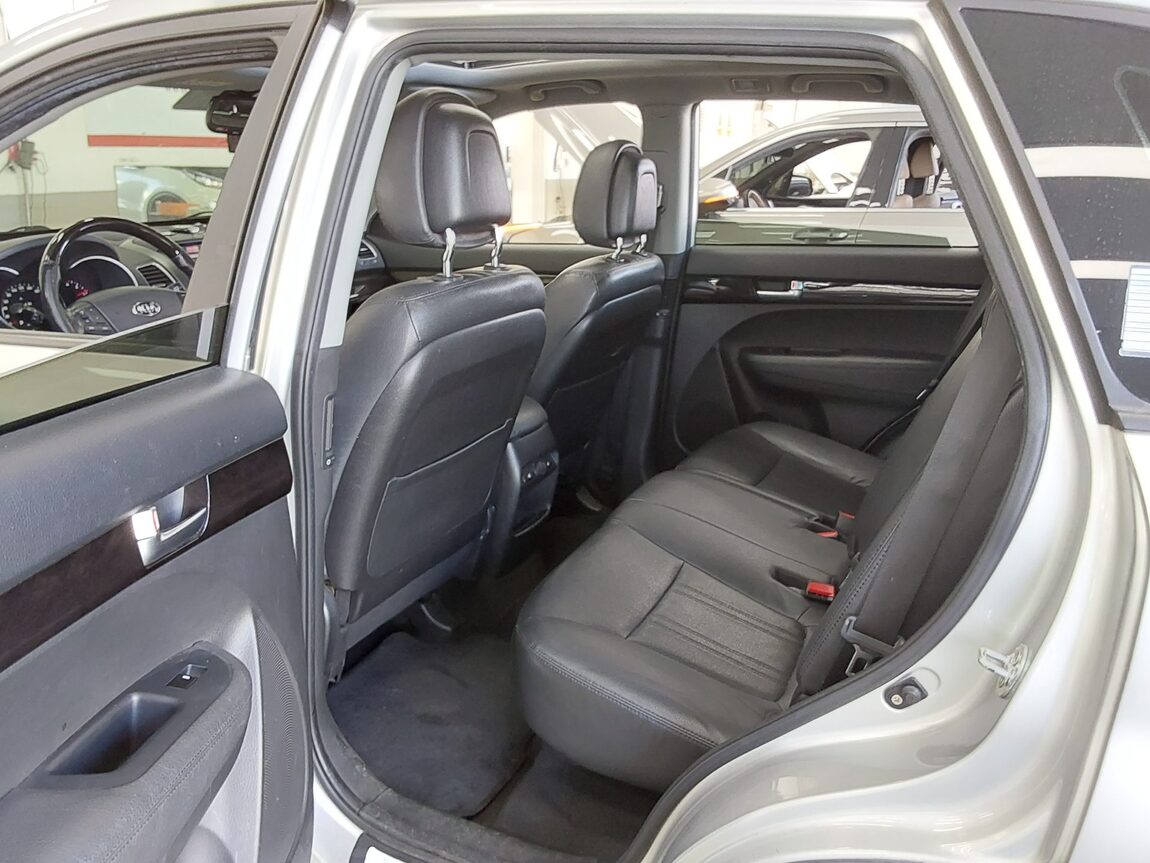 KIA NEW SORENTO R R2.0 2WD TLX SPECIAL 2013 - zdjęcie 12