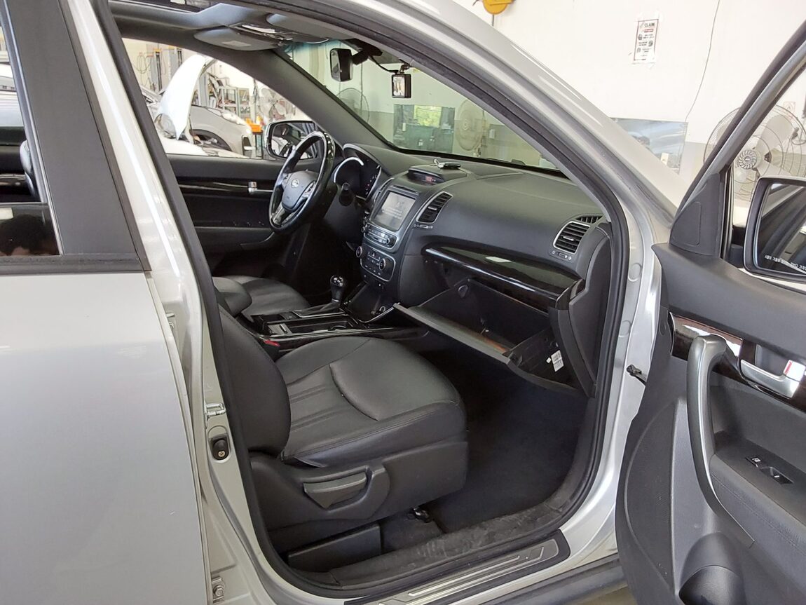 KIA NEW SORENTO R R2.0 2WD TLX SPECIAL 2013 - zdjęcie 14