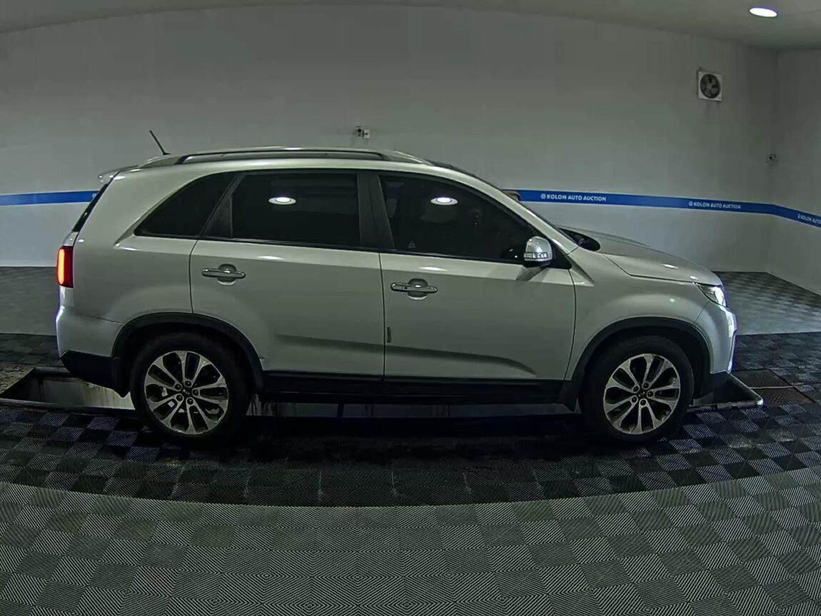 KIA NEW SORENTO R R2.0 2WD TLX SPECIAL 2013 - zdjęcie 4