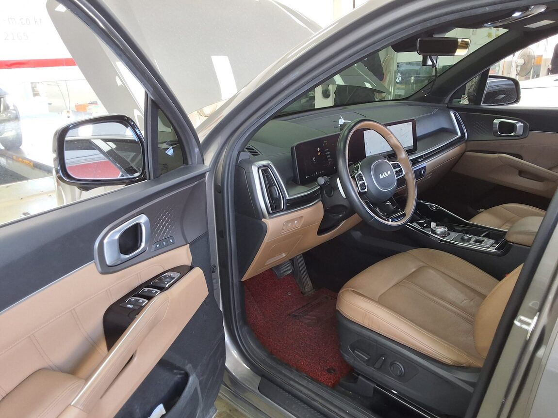 KIA THE NEW SORENTO (MQ4) 2.2 DIESEL 2WD NOBLESSE 2024 - zdjęcie 10
