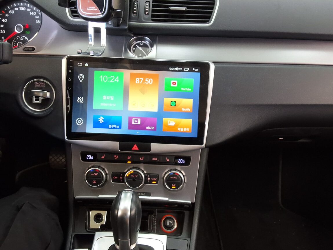 VOLKSWAGEN CC 2.0 TDI BLUEMOTION 2015 - zdjęcie 24