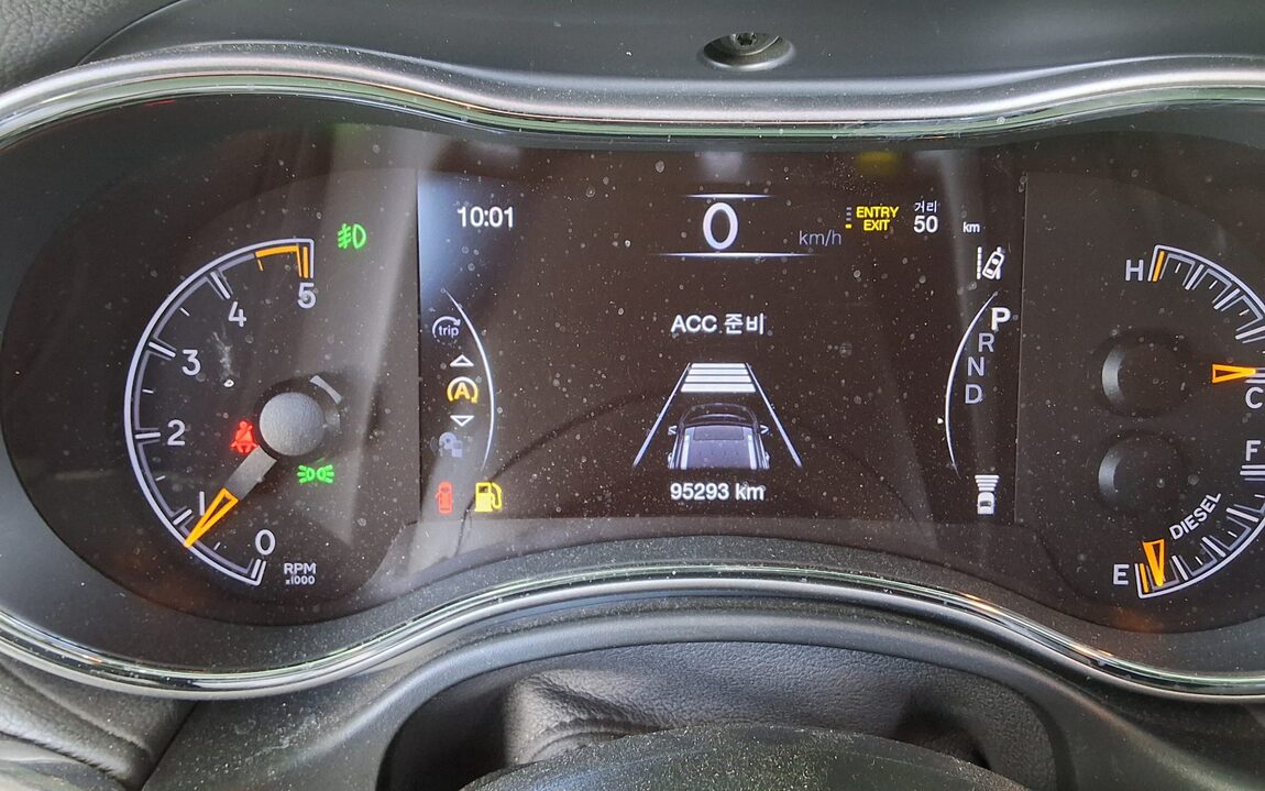 JEEP GRAND CHEROKEE (WK2) 3.0 V6 TURBO DIESEL OVERLAND 2019 - zdjęcie 9
