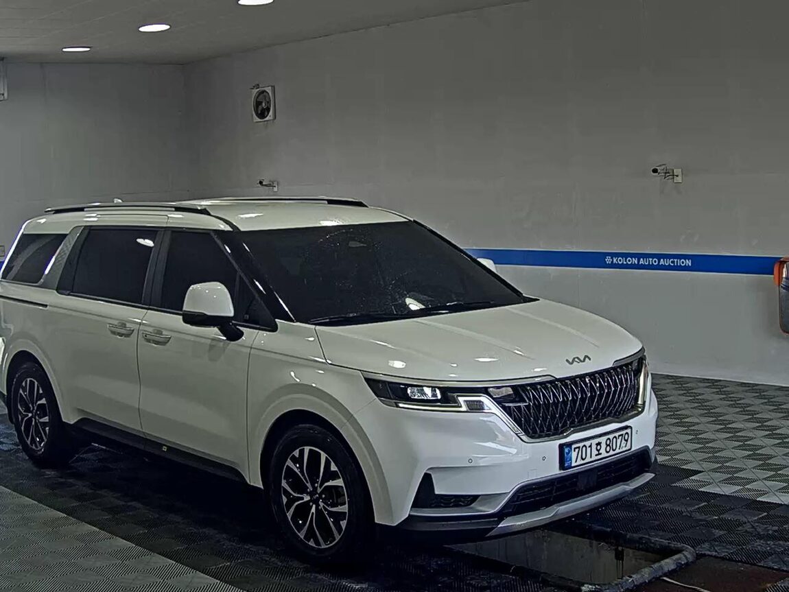 KIA NEW CARNIVAL (KA4) 11-SEATER GASOLINE PRESTIGE 2023 - zdjęcie 3