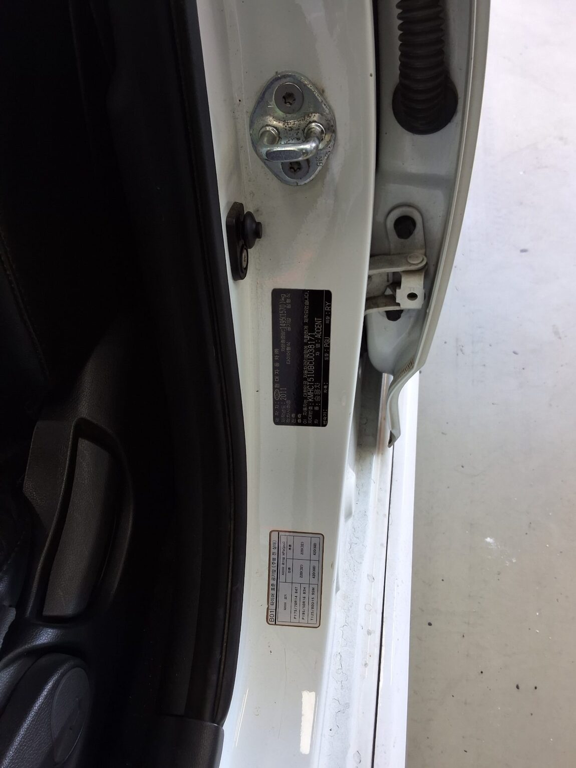 HYUNDAI NEW ACCENT WIT 1.6 VGT PREMIER 2012 - zdjęcie 16