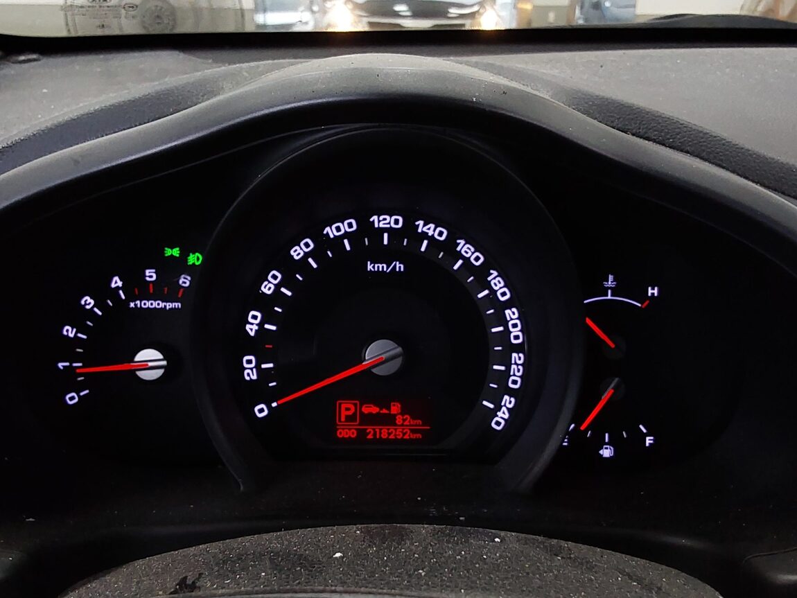 KIA SPORTAGE R DIESEL R2.0 2WD TLX LUXURY MODEL 2012 - zdjęcie 9