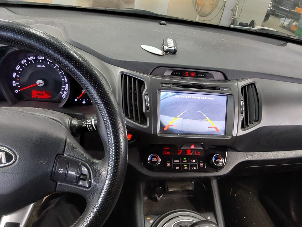 KIA SPORTAGE R DIESEL R2.0 2WD TLX LUXURY MODEL 2012 - zdjęcie 17