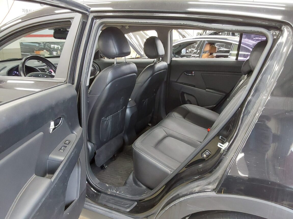 KIA SPORTAGE R DIESEL R2.0 2WD TLX LUXURY MODEL 2012 - zdjęcie 12