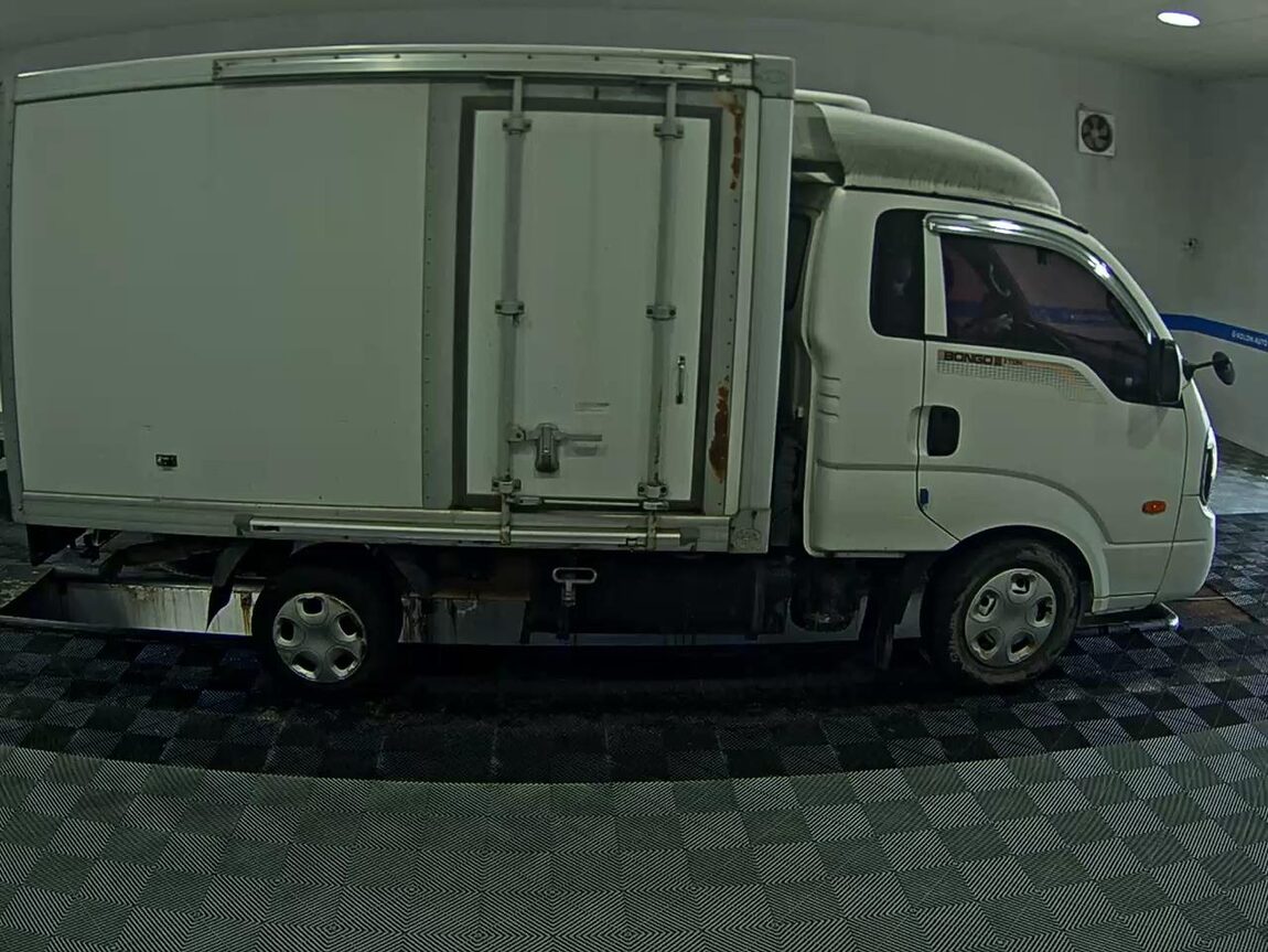 KIA BONGO III CARGO REFRIGERATED BOX TRUCK 2016 - zdjęcie 4