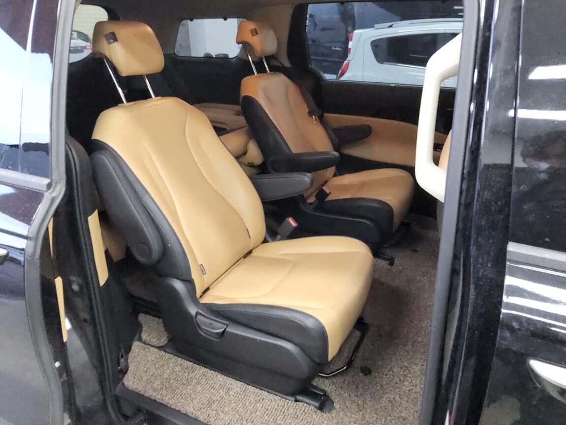 KIA NEW CARNIVAL (KA4) 9-SEATER DIESEL NOBLESSE 2023 - zdjęcie 13