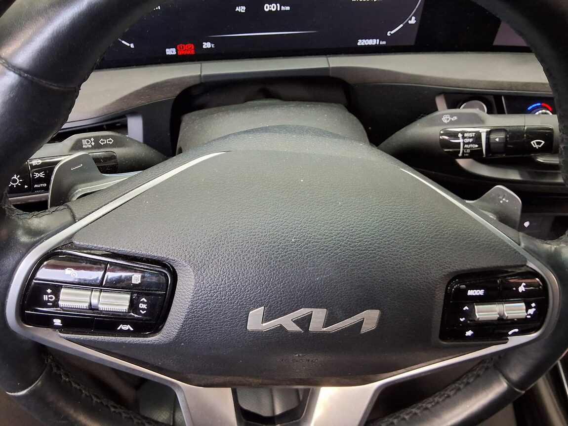 KIA K8 3.5 LPi RENTAL CAR PRESTIGE 2022 - zdjęcie 17
