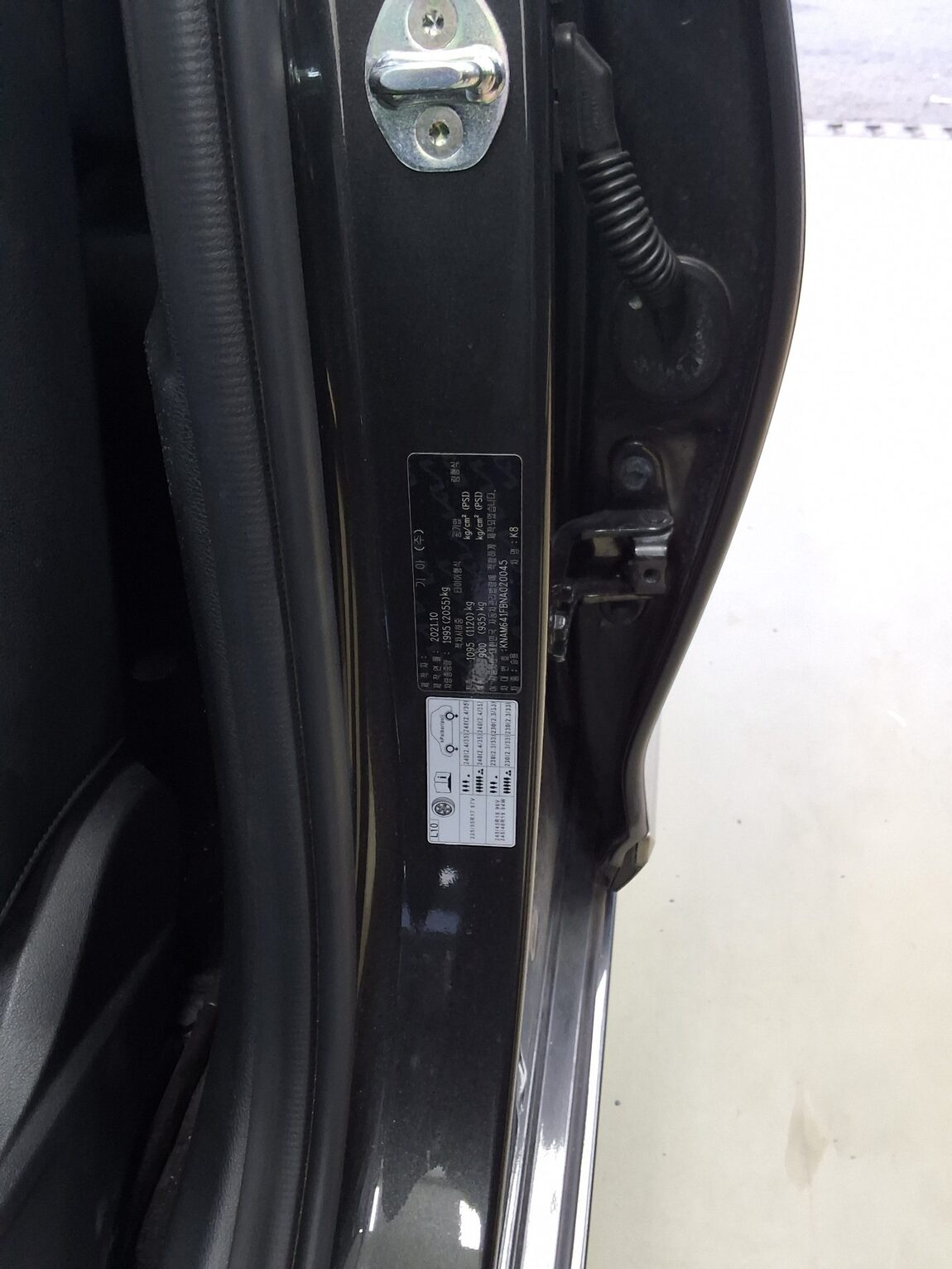 KIA K8 3.5 LPi RENTAL CAR PRESTIGE 2022 - zdjęcie 16