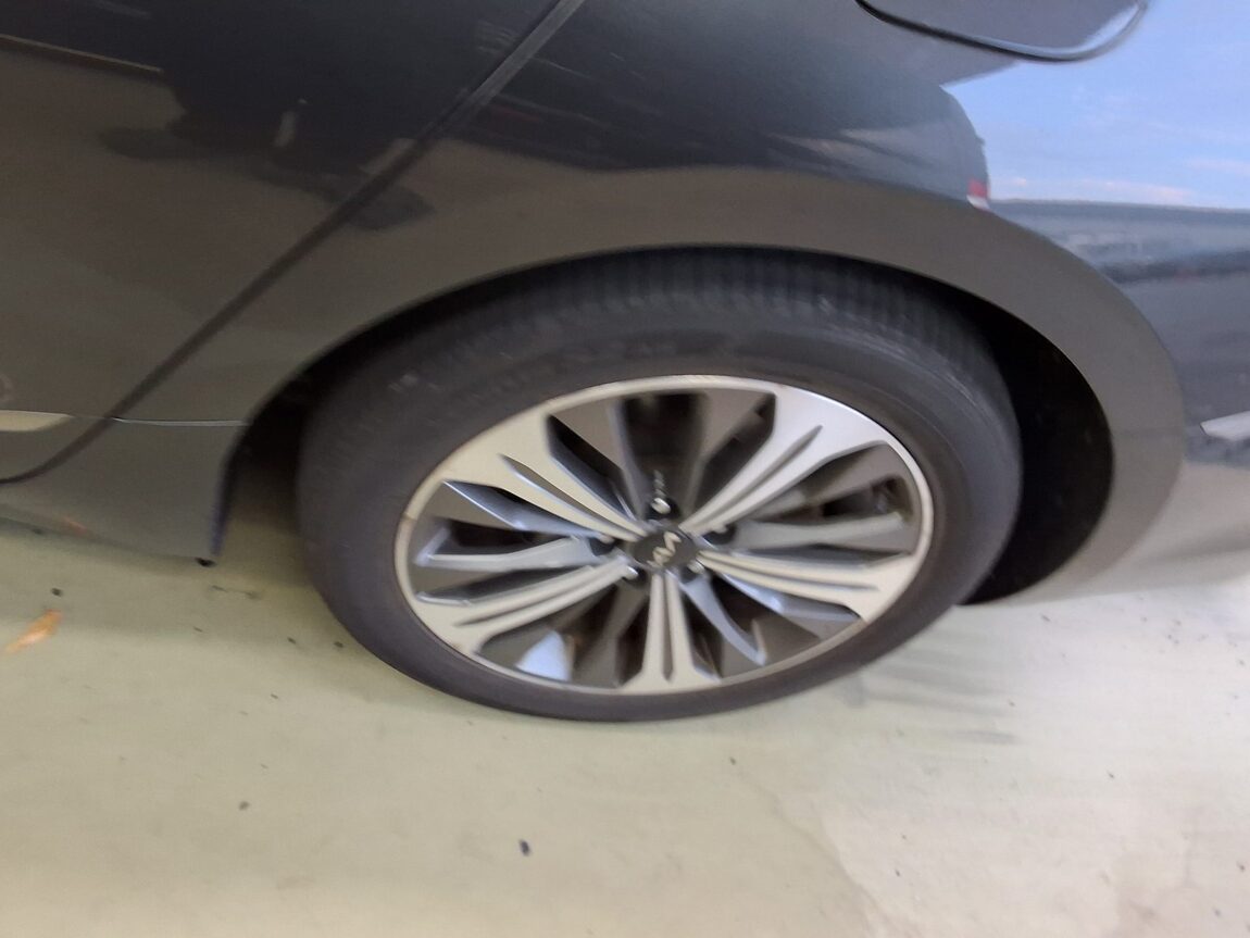 KIA K8 3.5 LPi RENTAL CAR PRESTIGE 2022 - zdjęcie 23