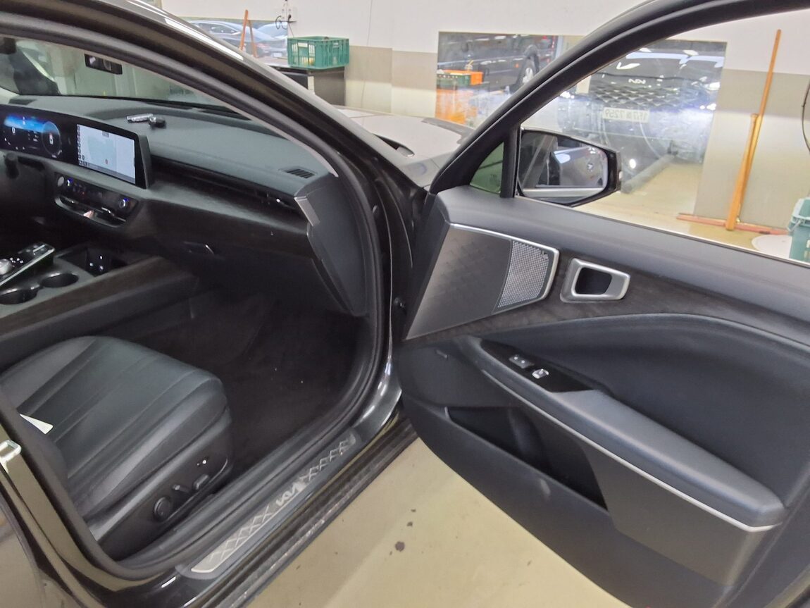 KIA K8 3.5 LPi RENTAL CAR PRESTIGE 2022 - zdjęcie 14