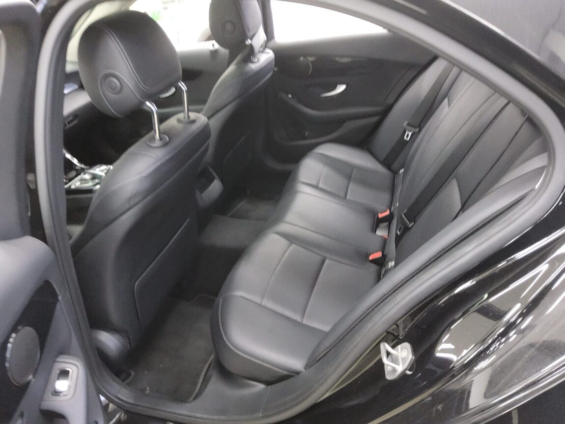 MERCEDES-BENZ C-CLASS (4TH GEN) C200 d 2017 - zdjęcie 12