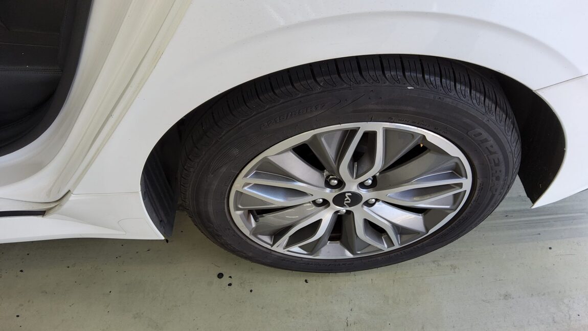 KIA NEW K5 HYBRID (DL3) 2.0 HEV NOBLESSE 2023 - zdjęcie 23