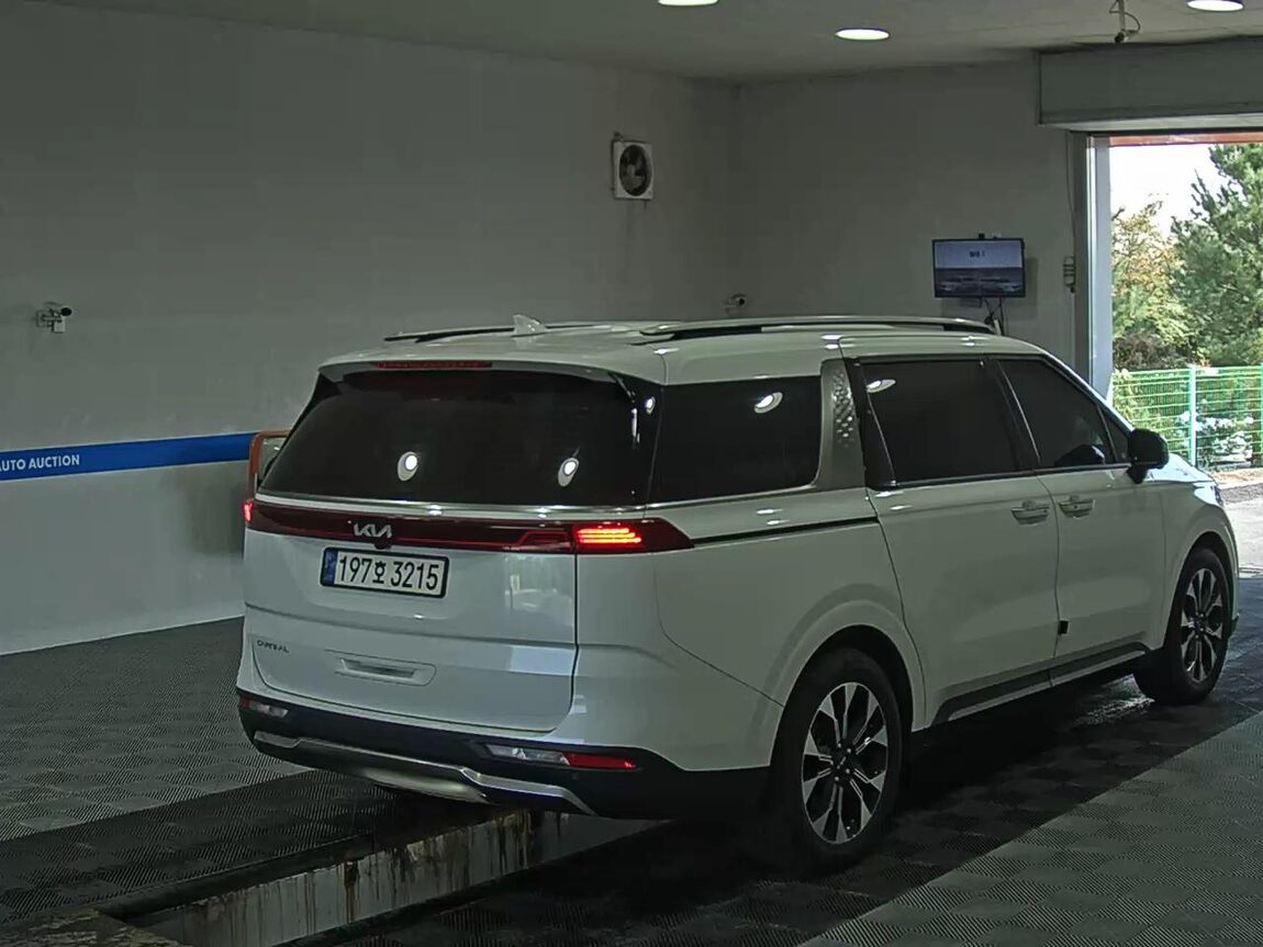 KIA NEW CARNIVAL (KA4) 9-SEATER DIESEL SIGNATURE 2023 - zdjęcie 5