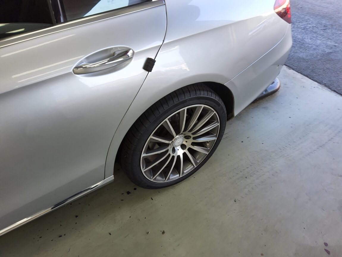 MERCEDES-BENZ E-CLASS (5TH GEN) E220d AVANTGARDE 2017 - zdjęcie 24