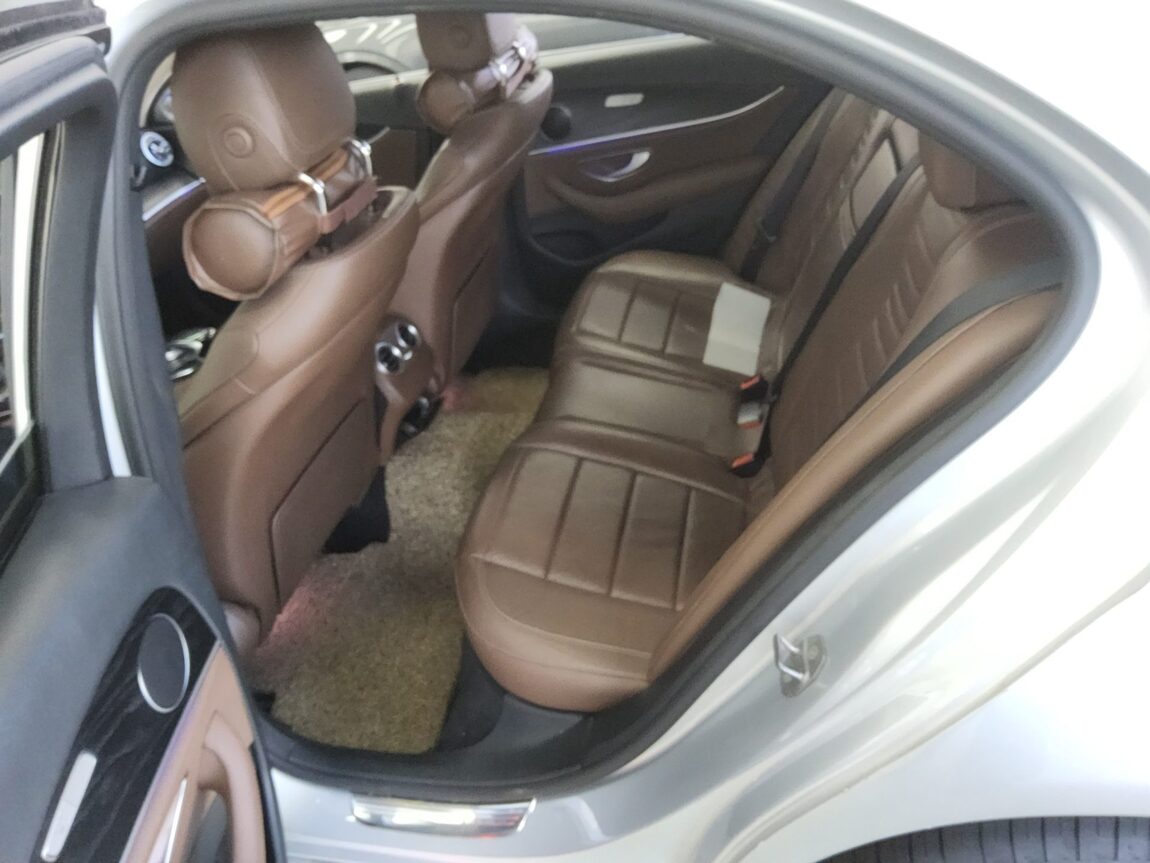MERCEDES-BENZ E-CLASS (5TH GEN) E220d AVANTGARDE 2017 - zdjęcie 12