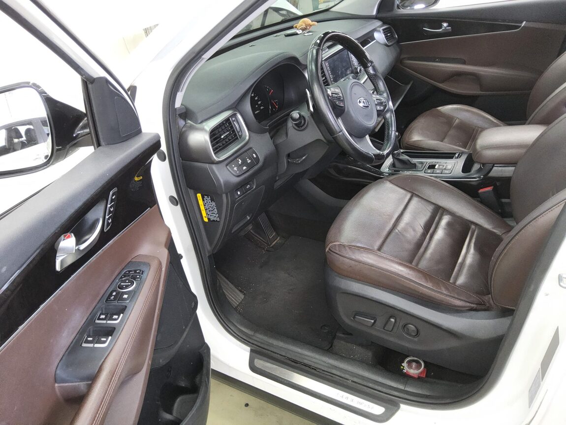 KIA ALL NEW SORENTO R2.2 4WD NOBLESSE SPECIAL 2016 - zdjęcie 10