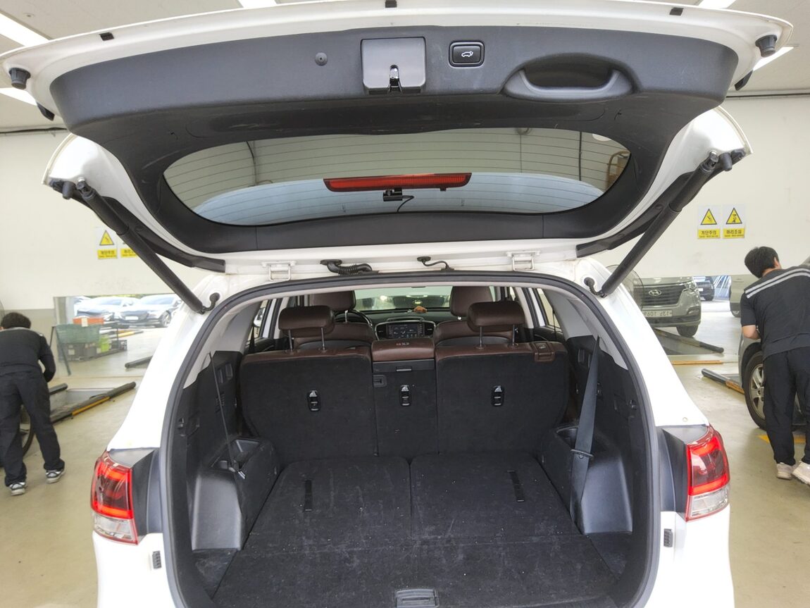 KIA ALL NEW SORENTO R2.2 4WD NOBLESSE SPECIAL 2016 - zdjęcie 15