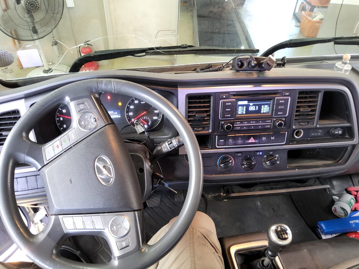 HYUNDAI ALL NEW MIGHTY 3.5 TON SUPER CAB LONG WHEELBASE HIGH DECK 2015 - zdjęcie 15